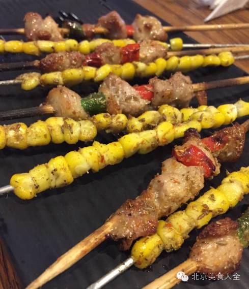 超级好吃的特色烤串,好吃到爆汁的烤串