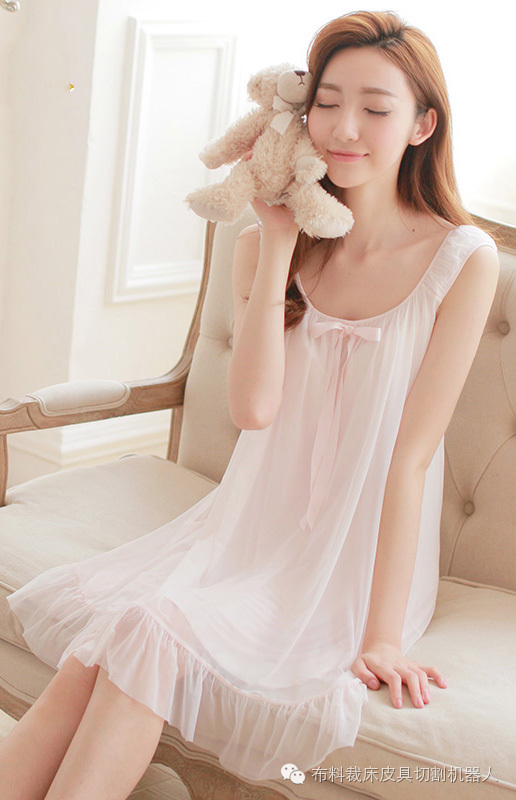 纯棉睡衣和真丝睡衣哪个好,桑蚕丝睡衣好还是真丝睡衣好