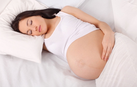 孕妇睡觉流口水什么原因,孕妇孕后期睡觉流口水是什么原因