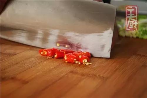 小米辣炒山药的家常做法,家常大碗山药做法