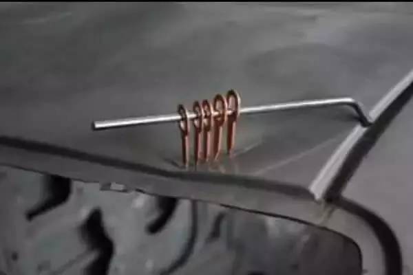 汽车钣金漆面有点凹怎么修,什么是汽车钣金凹凸怎么修复