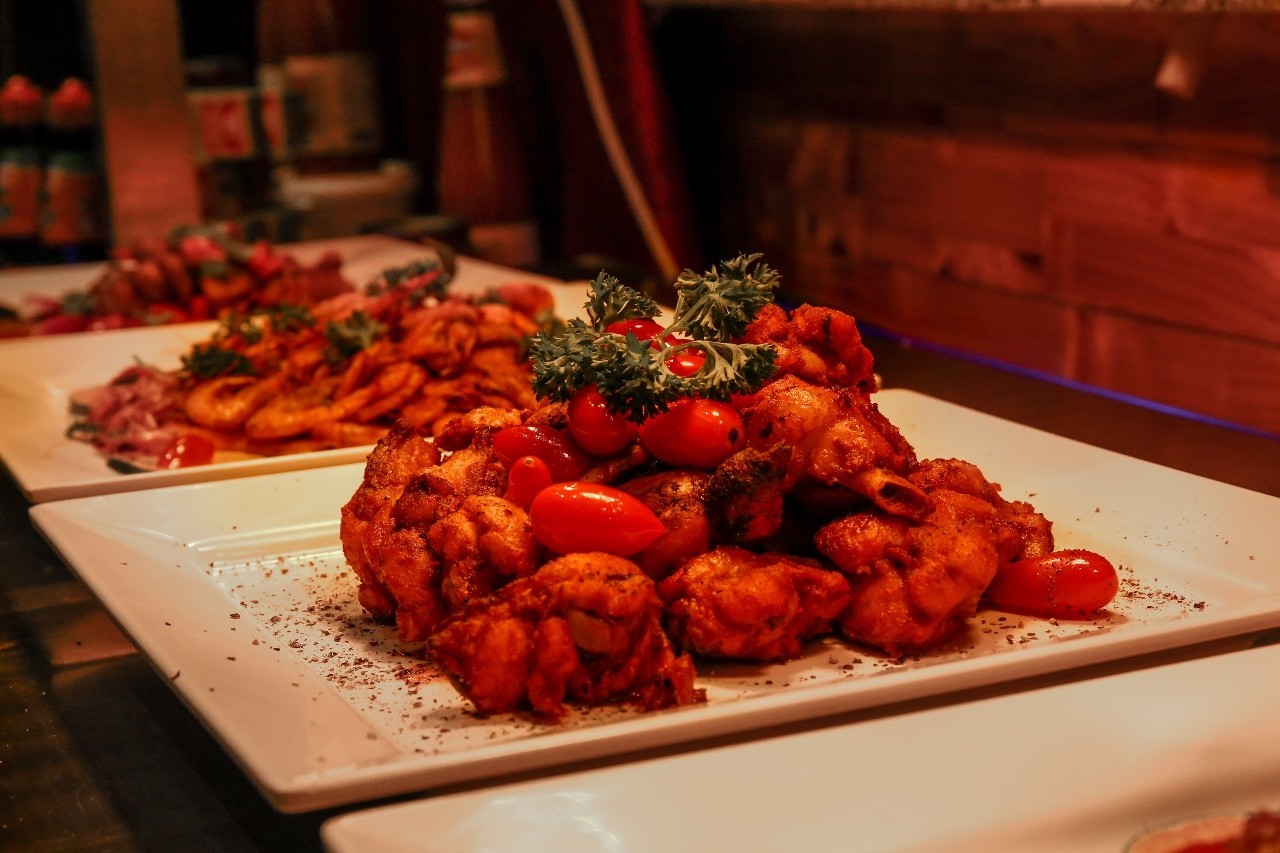 连大螃蟹都不限量！想吃多少吃多少！给这家自助餐厅跪了！