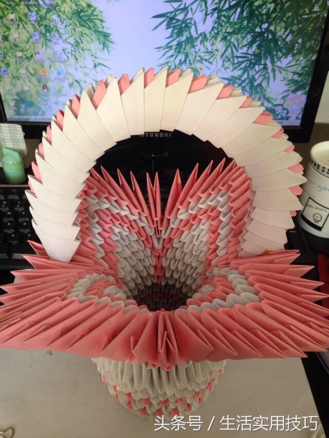 手工折纸花篮教程简单漂亮,幼儿手工花篮折纸的制作方法