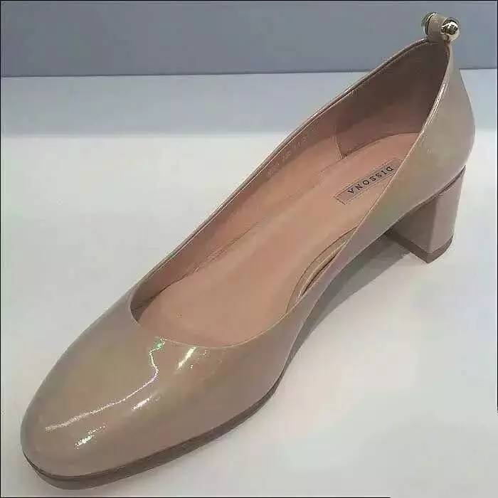 高跟鞋怎么穿不累脚不磨脚,好看不累脚的高跟鞋高端