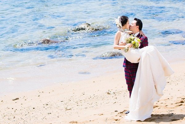 带着婚纱去三亚,带着婚纱旅行厦门