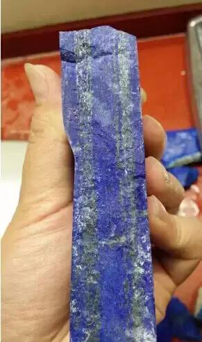 青金石珠宝值得买吗,青金石的珠宝怎么样