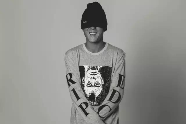 「一周星闻汇」因吹斯挺！为什么不是套装？