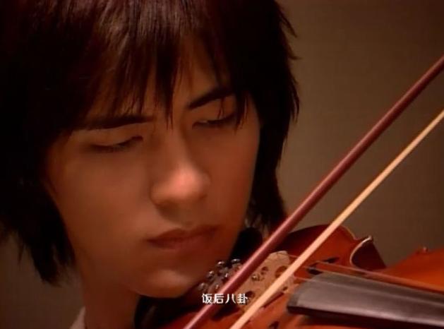 周渝民花泽类帅气瞬间,周渝民评价花泽类