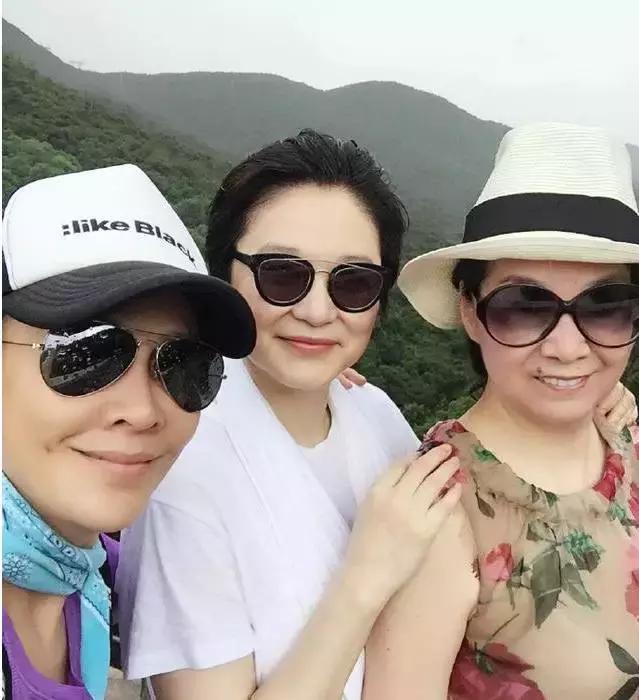 刘嘉玲在被绑事件里到底遭遇了什么？没在深夜痛哭过不足以谈人生