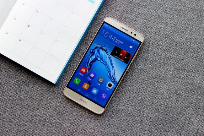 麦芒5高低配外观区分,华为麦芒5有光学防抖吗