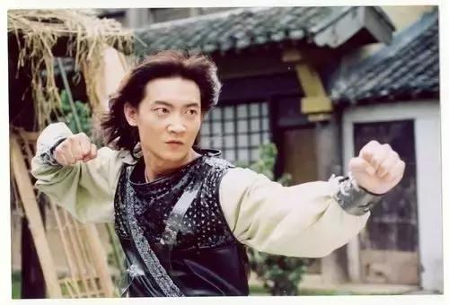 《水月洞天》演员现状：有人变脸，有人退出，发展最好的是童心