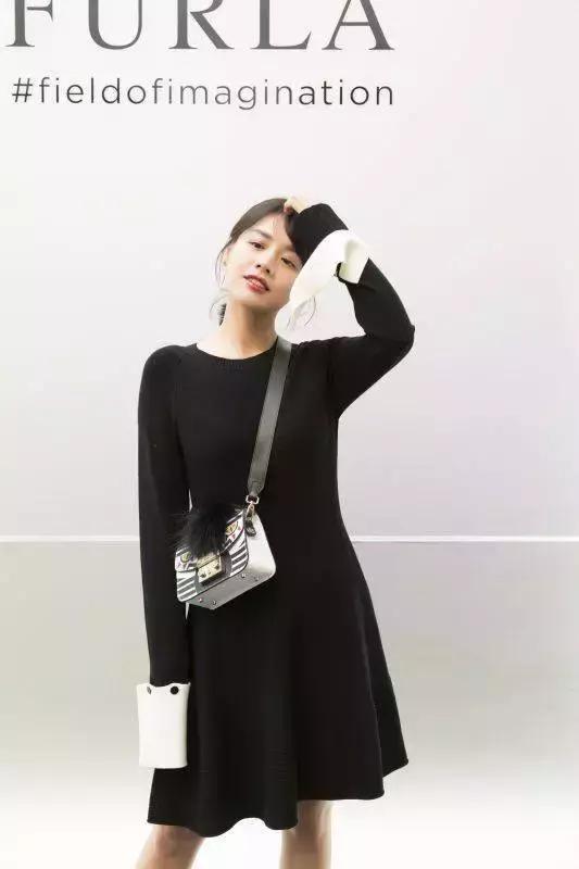 只是因为一个4000块钱的包，她就跟我分手