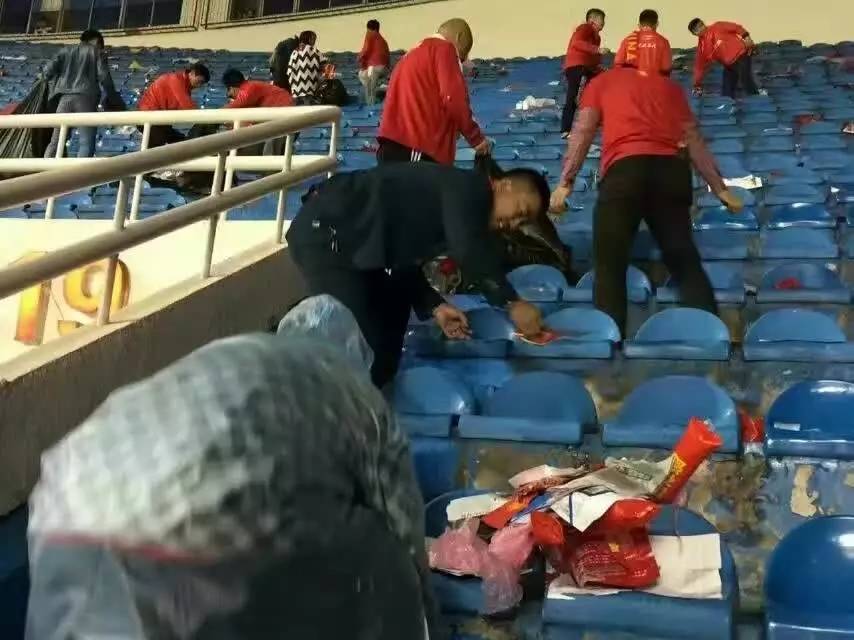 国足输了越南吗,国足输了还有比赛吗