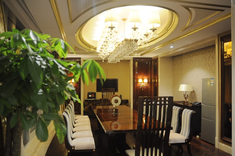 睡了它！让成都追星族咬牙切齿的8888套房！