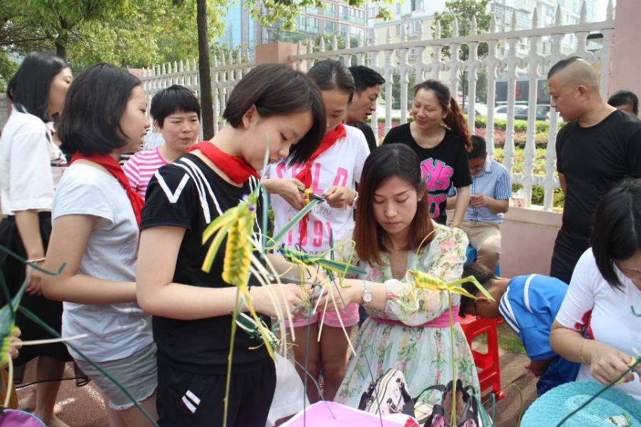 咸嘉博才小学校长陈艳萍,咸嘉学校校长陈艳萍