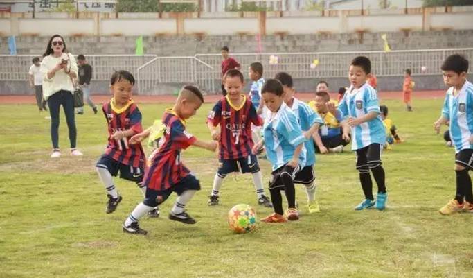 点赞丨这些孩子太棒了，捧回了省、市好几个冠军大奖！