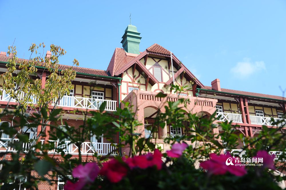 青岛最早的五星级酒店,青岛度假假日酒店