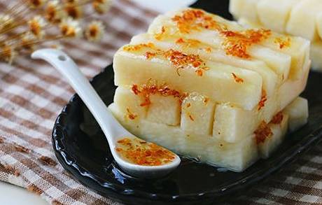 把桂花的香味藏在口中,把桂花喝下去把香气留下来