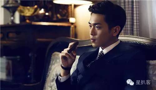 扒开“制服男神”的外衣，我整个人都懵了