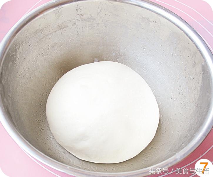 揉面的正确姿势,如何和面快速做面食