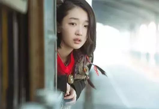 麻雀周冬雨哭戏蓝色旗袍,麻雀周冬雨哭戏在哪一集