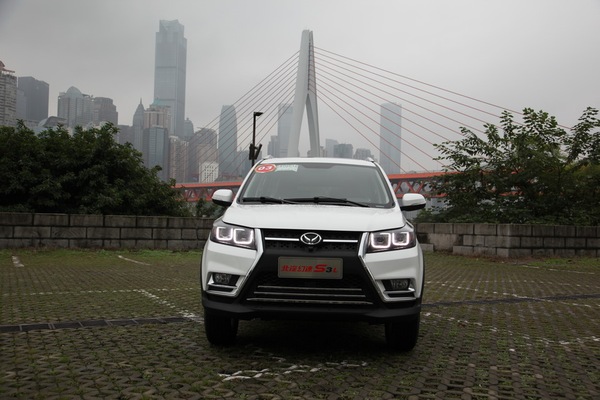 不甘于表面试驾北汽幻速S3L