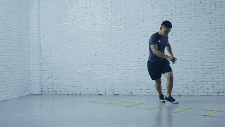 如何学会史上最厉害的凌波微步,利用敏捷梯练步伐