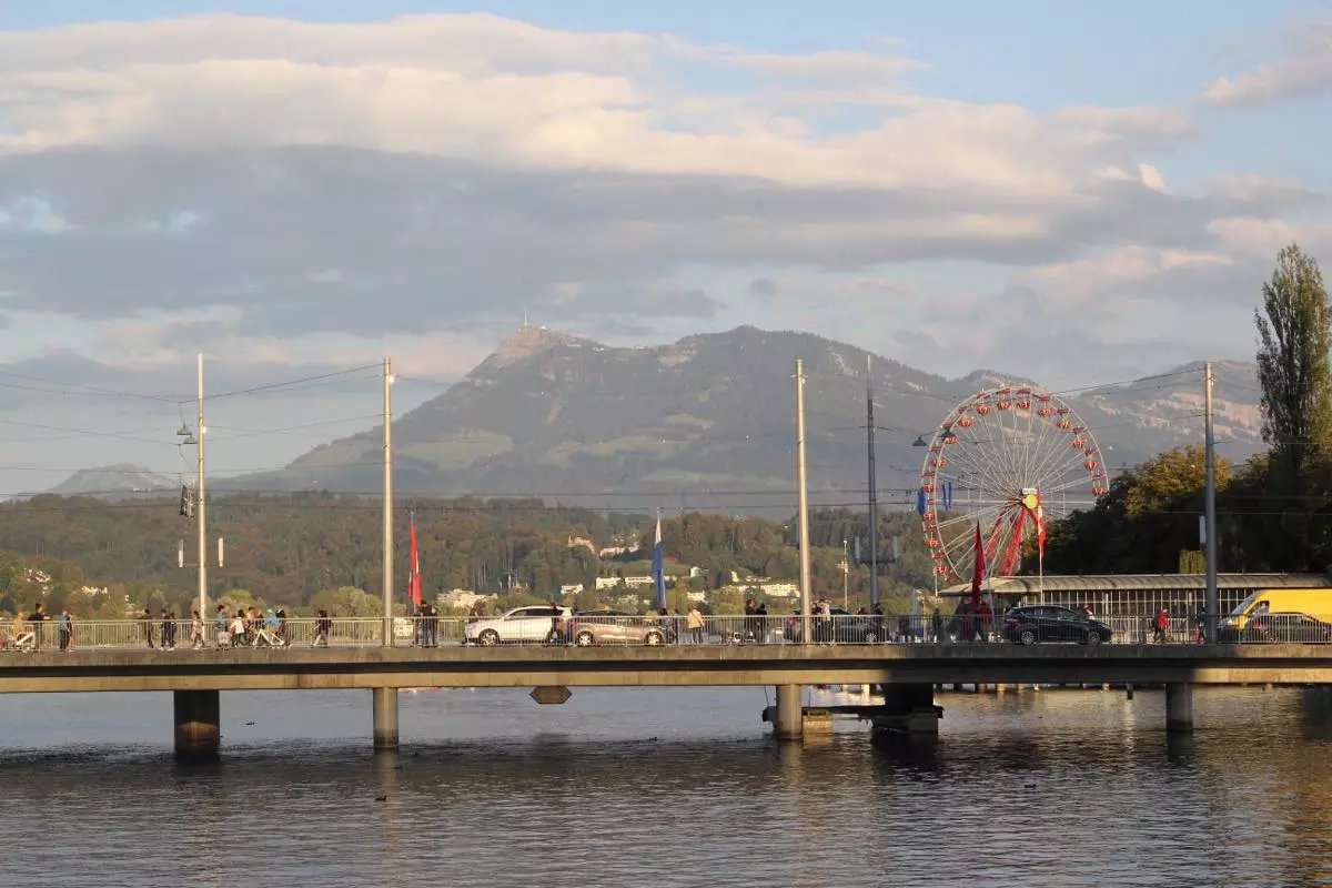 蓝瘦香菇在这里视频,蓝瘦香菇在法国