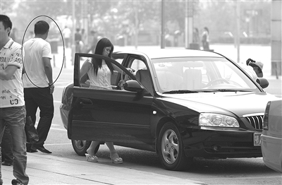 跑黑车司机的生活经历,兼职跑黑车拉客如何