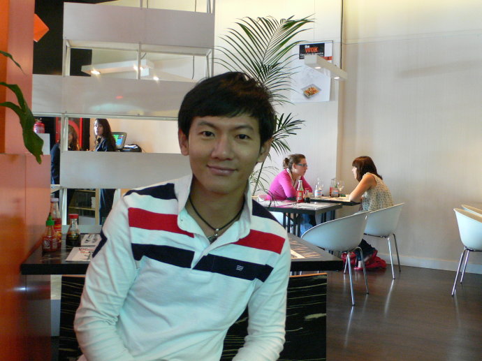 马德里不可思议镜面,马德里不可思议卡点