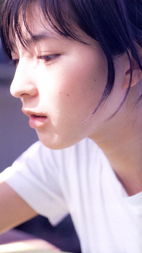 女明星不当演员能干吗？出书、拿大奖、走上人生巅峰不是不可能！