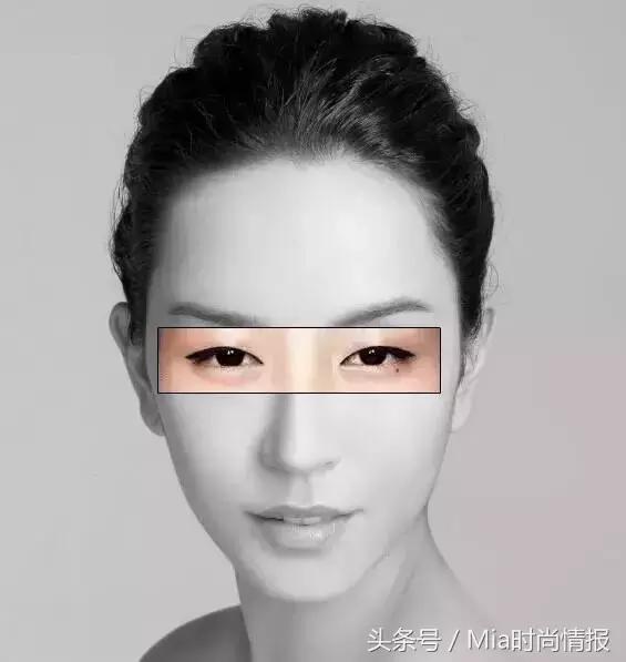 割双眼皮和隆鼻前后的对比,做了双眼皮和隆鼻手术变化