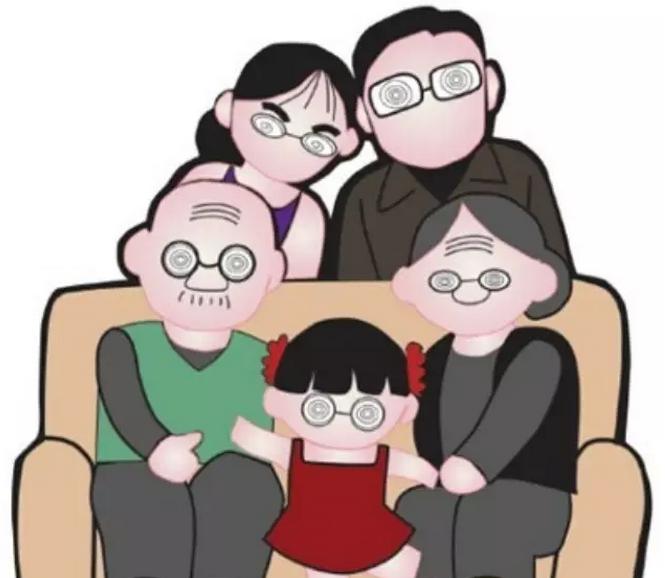 家长近视对孩子的影响,孩子近视后家长不重视的后果