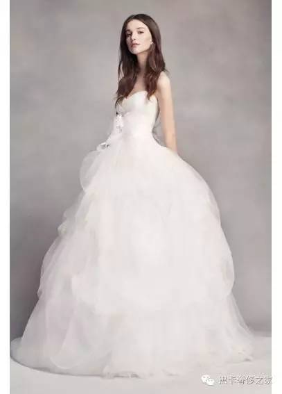 婚纱这么好看，你什么时候有空嫁给我？