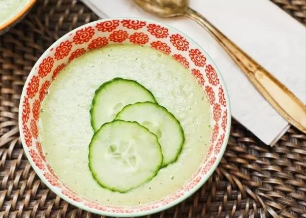 早上喝一次，和雀斑saybye，纯天然哦，让你惊到不要不要