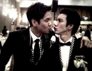 伴娘整蛊新郎的招数,婚礼小游戏整蛊新郎新婚夜