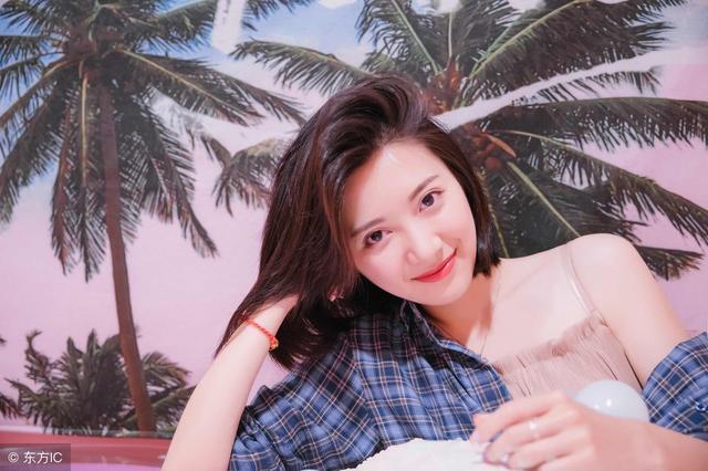 闺蜜对他动心的言情小说,闺蜜对她动心的小说