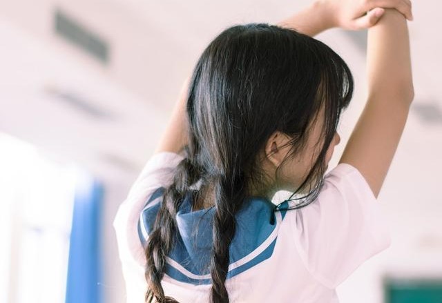 小说：他当黑客当的好好的，只因错信好友去攻击网站，坐牢九个月