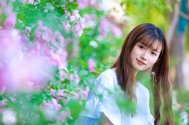 小说：出来吧，皮卡丘！嗯？难倒口令不对？那再换一个试试！