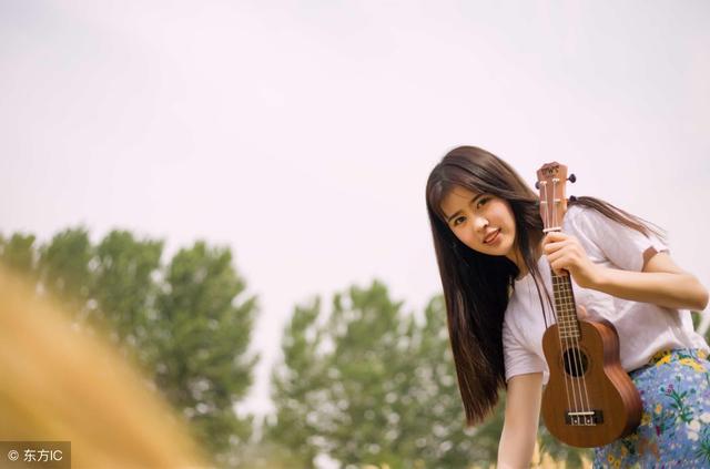 当初狼狈离开现在风光回来,狼狈回国了小说