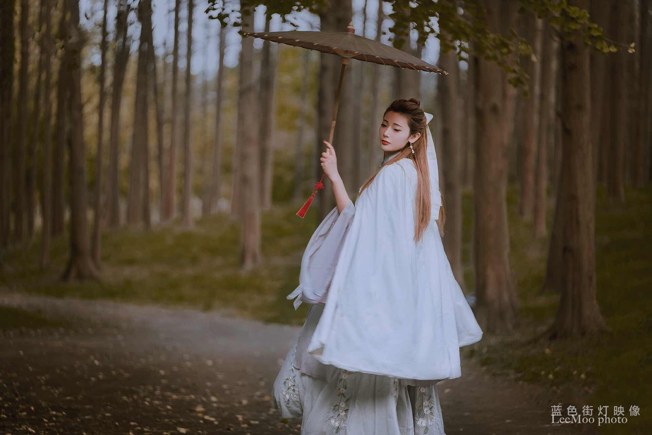 小说：别人一生都难达到君阶境界，小伙凭借神级系统，十年就搞定