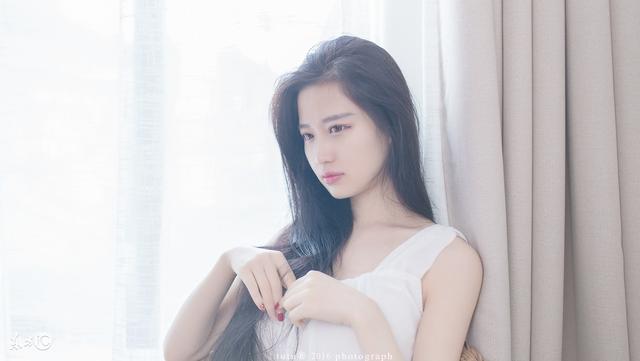 女孩为救男孩毁容男孩变总裁,小说女孩为救男孩毁容