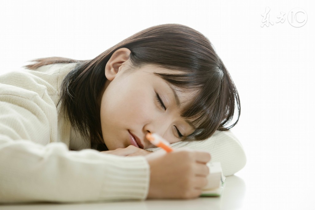 小伙发现富豪有病富豪却不信小伙,小伙一眼就看出富豪有病