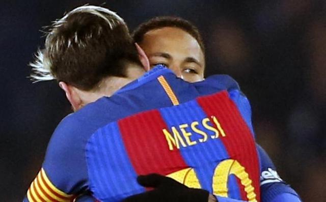 内马尔进球为白血病男孩跳舞,内马尔学患病孩子进球跳舞