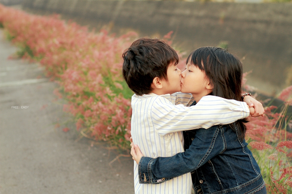 女儿早恋了我该跟她怎么谈,女儿早恋应该怎么正确引导