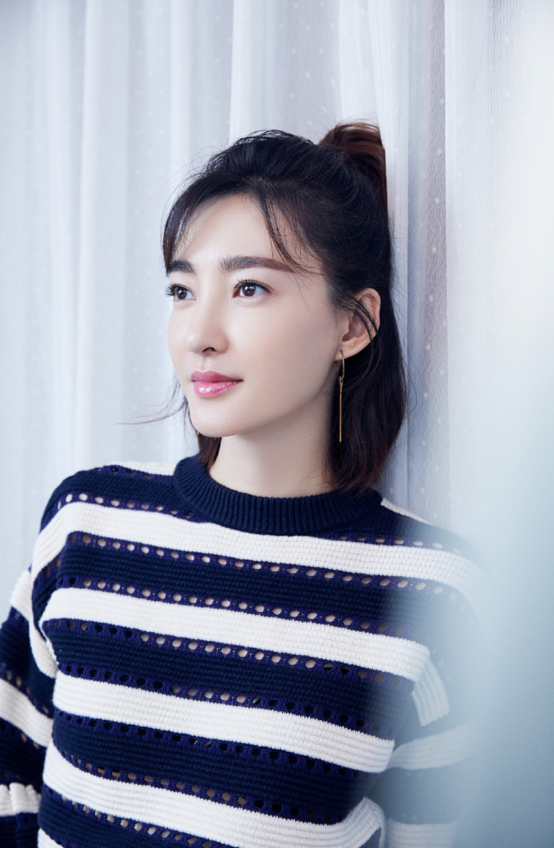 女明星真实年龄成谜,所有女明星的真实年龄多大