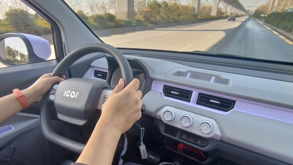 qq冰淇淋新能源试驾,qq冰淇淋新能源汽车性能