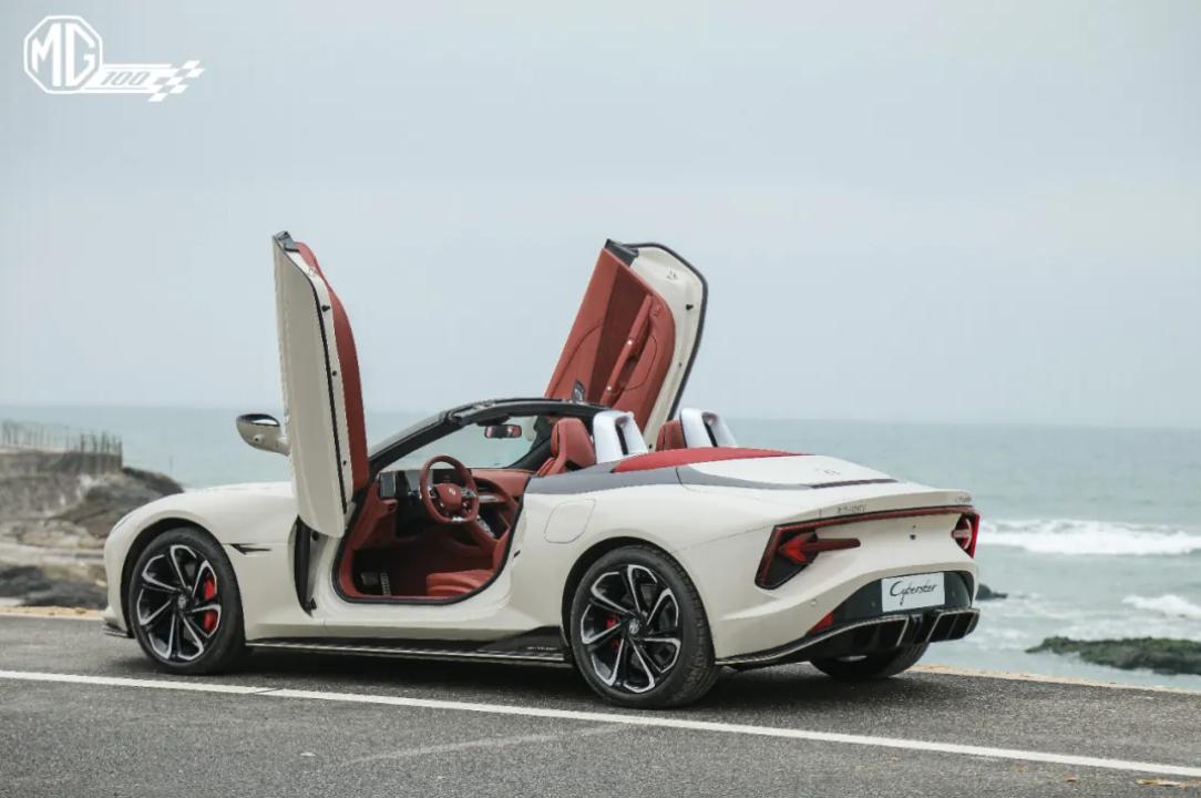 mgcyberster鏁炵,涓浗浜鸿嚜宸辩殑璺戣溅