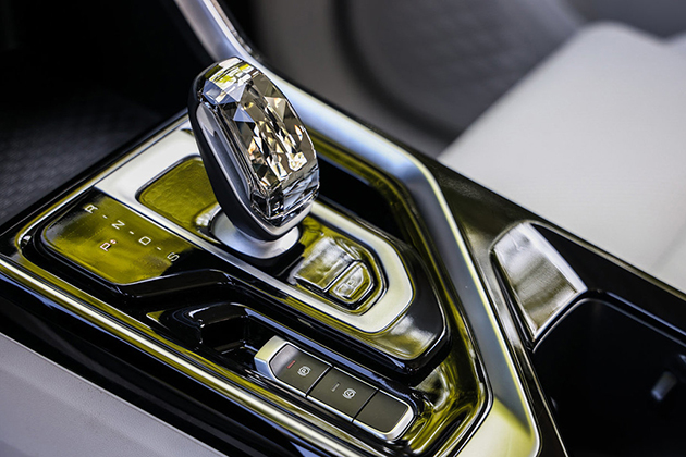 五菱车怎么省油,混动车怎么省油不省钱