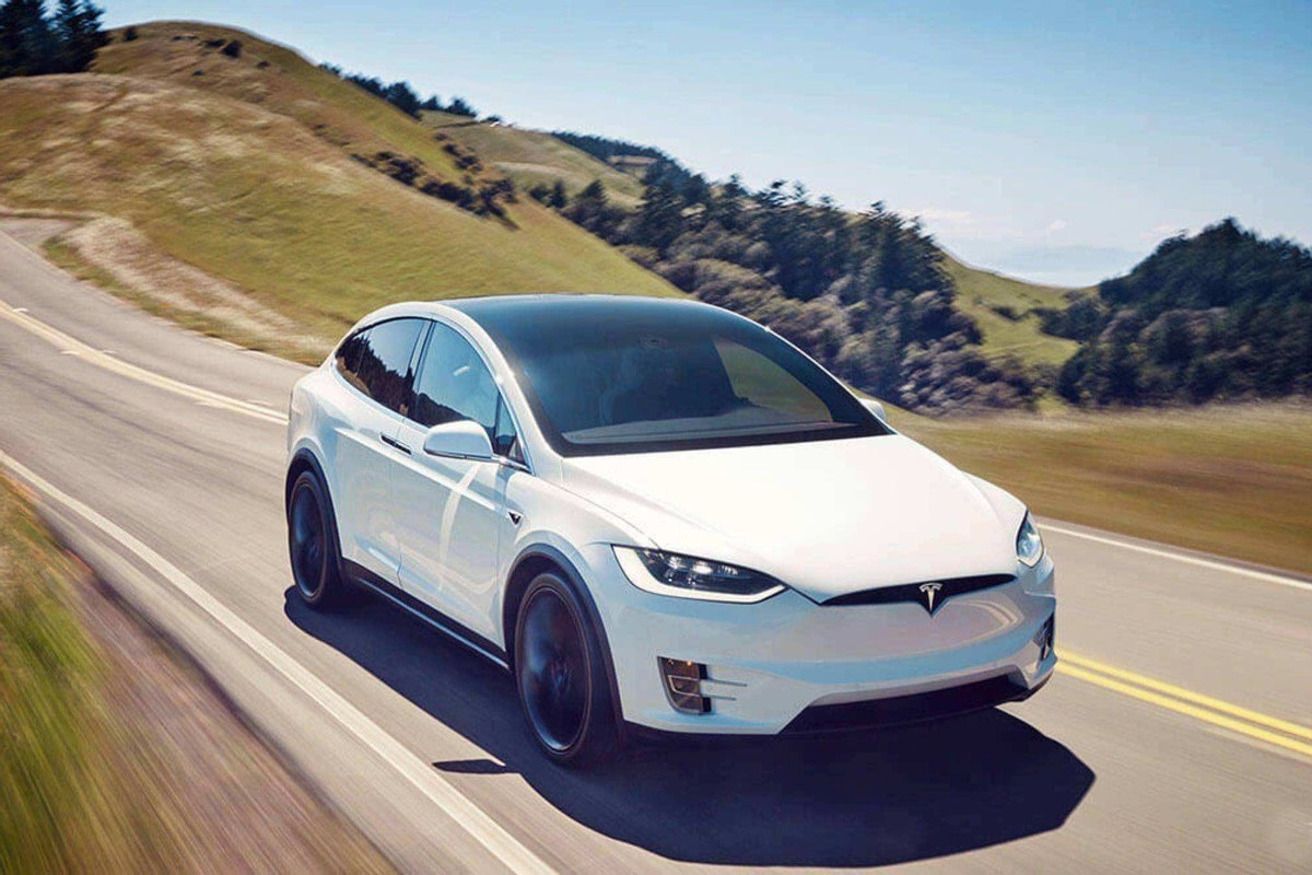 日产聆风电动汽车12万,日产聆风国外售价